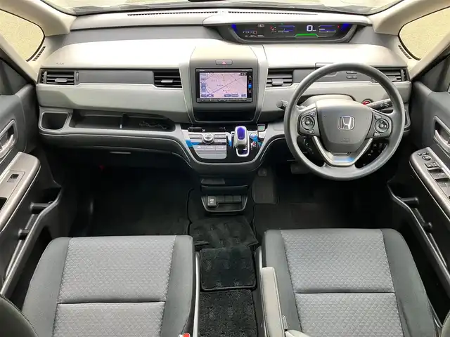 ホンダ フリード＋ ハイブリット G ホンダセンシング 静岡県 2017(平29)年 5.6万km モダンスティールM １オーナー/両側電動スライドドア/純正ナビ/・Bluetooth・DVD/・フルセグTV/・バックカメラ/LEDオートライト/ホンダセンシング/・衝突軽減ブレーキ/・車線維持支援システム/・アダプティブクルーズコントール/前後ドライブレコーダー/フロアマット/ドアバイザー/新車時手帳、取説