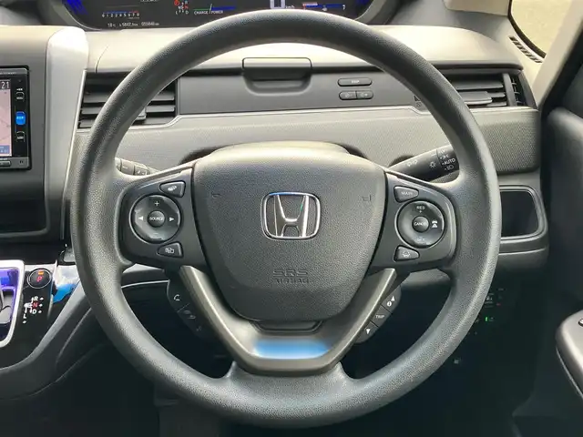 ホンダ フリード＋ ハイブリット G ホンダセンシング 静岡県 2017(平29)年 5.6万km モダンスティールM １オーナー/両側電動スライドドア/純正ナビ/・Bluetooth・DVD/・フルセグTV/・バックカメラ/LEDオートライト/ホンダセンシング/・衝突軽減ブレーキ/・車線維持支援システム/・アダプティブクルーズコントール/前後ドライブレコーダー/フロアマット/ドアバイザー/新車時手帳、取説