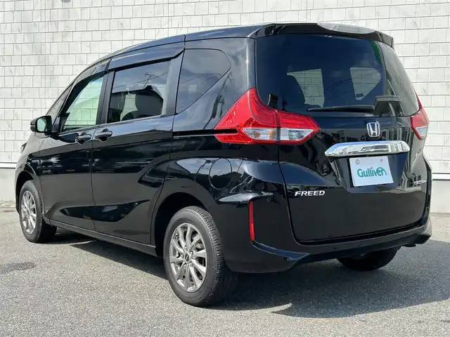 ホンダ フリード ハイブリット G 山形県 2019(令1)年 8.2万km プレミアムスパークルブラックパール ワンオーナー/４WD/衝突被害軽減ブレーキ/左側パワースライドドア/メモリナビ/・CD/DVD/Bluetooth/フルセグ/フリップダウンモニター/エンジンスターター/バックカメラ/ETC/クルーズコントロール/社外15インチAW/シートヒーター/純正フロアマット/LEDオートライト/プッシュスタート/スマートキー/保証書