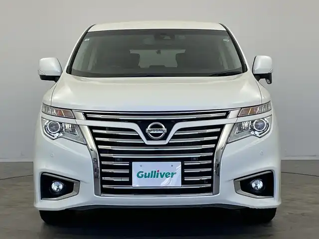 日産 エルグランド 250ハイウェイスターS 新潟県 2020(令2)年 4.7万km ブリリアントホワイトパール 純正ディーラーOPナビ（型式：MM519D-L）/・CD/DVD/Bluetooth/フルセグ/バックモニター/衝突被害軽減システム/レーダークルーズコントロ―ル/レーンキープアシスト/ドライブレコーダー/両側パワースライドドア/3列シート/ハーフレザーシート/オットマン/純正フロアマット/ウォークスルー/純正LEDヘッドライト/オートライト/ABS/横滑り防止機能/前後コーナーセンサー/盗難防止装置