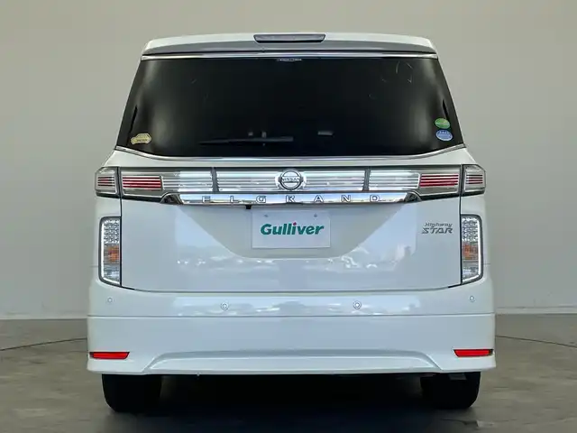 日産 エルグランド 250ハイウェイスターS 新潟県 2020(令2)年 4.7万km ブリリアントホワイトパール 純正ディーラーOPナビ（型式：MM519D-L）/・CD/DVD/Bluetooth/フルセグ/バックモニター/衝突被害軽減システム/レーダークルーズコントロ―ル/レーンキープアシスト/ドライブレコーダー/両側パワースライドドア/3列シート/ハーフレザーシート/オットマン/純正フロアマット/ウォークスルー/純正LEDヘッドライト/オートライト/ABS/横滑り防止機能/前後コーナーセンサー/盗難防止装置
