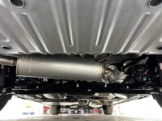 日産 セレナ e－パワー ハイウェイスター V 愛知県 2025(令7)年 0.1千km 白Ⅱ 登録済未使用車/純正12.3インチナビ/（AM/FM/USB/Bluetooth/フルセグTV）/全方位カメラ/ワイヤレス充電/衝突軽減ブレーキ/レーダークルーズコントロール/レーンキープアシスト/プロパイロット/オートマチックハイビーム/ブラインドスポットモニター/ETC2.0/両側パワースライドドア/純正16インチアルミホイール/LEDヘッドライト/フロントフォグランプ/スマートキー/スペアキー有/プッシュスタート/電子パーキングブレーキ/オートホールド/横滑り防止装置