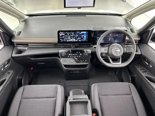 日産 セレナ e－パワー ハイウェイスター V 愛知県 2025(令7)年 0.1千km 白Ⅱ 登録済未使用車/純正12.3インチナビ/（AM/FM/USB/Bluetooth/フルセグTV）/全方位カメラ/ワイヤレス充電/衝突軽減ブレーキ/レーダークルーズコントロール/レーンキープアシスト/プロパイロット/オートマチックハイビーム/ブラインドスポットモニター/ETC2.0/両側パワースライドドア/純正16インチアルミホイール/LEDヘッドライト/フロントフォグランプ/スマートキー/スペアキー有/プッシュスタート/電子パーキングブレーキ/オートホールド/横滑り防止装置