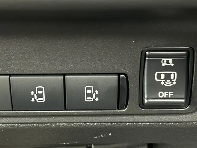 日産 セレナ e－パワー ハイウェイスター V 愛知県 2025(令7)年 0.1千km 白Ⅱ 登録済未使用車/純正12.3インチナビ/（AM/FM/USB/Bluetooth/フルセグTV）/全方位カメラ/ワイヤレス充電/衝突軽減ブレーキ/レーダークルーズコントロール/レーンキープアシスト/プロパイロット/オートマチックハイビーム/ブラインドスポットモニター/ETC2.0/両側パワースライドドア/純正16インチアルミホイール/LEDヘッドライト/フロントフォグランプ/スマートキー/スペアキー有/プッシュスタート/電子パーキングブレーキ/オートホールド/横滑り防止装置