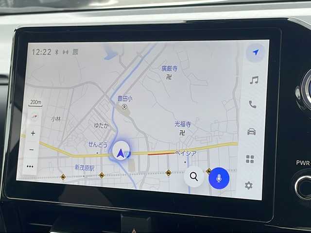 トヨタ ヴォクシー ハイブリッド S－Z 神奈川県 2023(令5)年 4万km ホワイトパールクリスタルシャイン GRエアロ/１０．５型純正ナビ/純正１４型フリップダウンモニター/両側パワースライドドア/ビルトインＥＴＣ２．０/前後ドラレコ/ＴＡＮＡＢＥ製サスペンション/純サス車載/100V充電/LEDライト