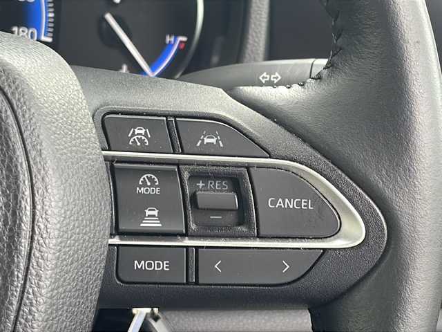 トヨタ ヴォクシー ハイブリッド S－Z 神奈川県 2023(令5)年 4万km ホワイトパールクリスタルシャイン GRエアロ/１０．５型純正ナビ/純正１４型フリップダウンモニター/両側パワースライドドア/ビルトインＥＴＣ２．０/前後ドラレコ/ＴＡＮＡＢＥ製サスペンション/純サス車載/100V充電/LEDライト