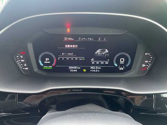 アウディ アウディ Ｑ３ SB 35TFSI Sライン 茨城県 2022(令4)年 2.7万km パール 純正ナビ/-BT/AM/FM　/全方位カメラ　/禁煙車　/コーナーセンサー前後　/電動リアゲート　/ＬＥＤヘッドライト　/クルーズコントロール　/D席N席パワーシート　/スマートキー　/ハーフレザーシート　/D席N席シートヒーター　/前後ドライブレコーダー/純正アルミホイール /アイドリングストップ /ETC /プッシュスタート