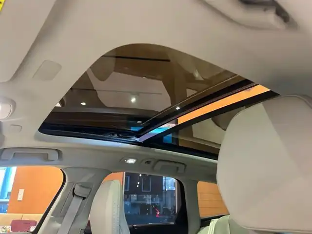 ボルボ ボルボ Ｖ９０ リチャージ アルティメット T8 AWD PHV 道央・札幌 2023(令5)年 1万km デニムブルーメタリック Bowers&Wilkinsプレミアムサウンド/電動パノラマガラスサンルーフ/ヘッドアップディスプレイ/ナッパレザーシート/シートヒーター/シートベンチレーション/ステアリングヒーター/Googleナビ/360°カメラ/ACC/BLIS/LKA/CTA/パイロットアシスト/フルアクティブハイビーム/パワーテールゲート