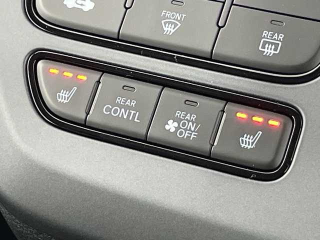 ホンダ フリード ハイブリット e:HEV AIR EX 愛知県 2025(令7)年 0.1千km クリスタルブラックパール 登録済未使用車/6人乗り/純正9インチナビ/（AM/FM/Bluetooth/フルセグTV/USB)/バックカメラ/ホンダセンシング/・衝突軽減ブレーキ/・レーンキープアシスト/・アダプティブクルーズコントロール/・先行車発進お知らせ機能/・オートマチックハイビーム/・パーキングセンサーシステム/・ブラインドスポットモニター/ハーフレザーシート/シートヒーター/両側パワースライドドア/アイドリングストップ/純正15インチアルミホイール/スマートキー/スペアキー1本/プッシュスタート/LEDヘッドライト/横滑り防止装置