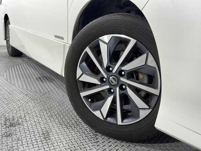 日産 セレナ 広島県 2020(令2)年 4.7万km ブリリアントホワイトパール 禁煙/純正１０型ナビ/アラウンドビューモニター/後席モニター/両側パワースライドドア/プロパイロット/・レーダークルーズコントロール/ブラインドスポットモニター/前後コーナーセンサー/オートマティックハイビーム/ビルトインＥＴＣ/ＬＥＤヘッドライト