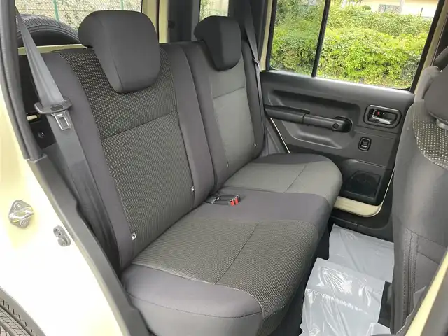 スズキ ジムニー ノマド FC 東京都 2025(令7)年 0.1千km 茶 登録済未使用車/パイオニアナディスプレイオーディオ/バックカメラ/デュアルカメラブレーキサポート/誤発進抑制機能/後退時ブレーキサポート/車線逸脱警報機能/ハイビームアシスト/標識認識機能
