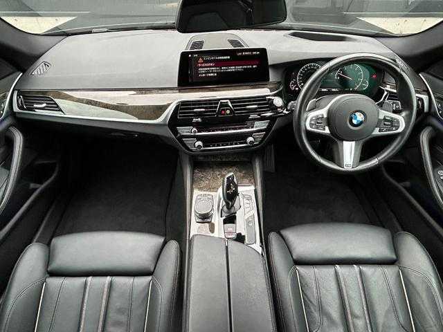 ＢＭＷ ５３０ｉ ツーリング Mスポーツ 埼玉県 2020(令2)年 3.6万km 黒 黒革シート/ＡＣＣ/純正HDDナビ/全周囲カメラ/ＨＵＤ/ＢＳＭ/全席シートヒーター/アンビエントライト/インテリジェントセーフティ/ミラーＥＴＣ/前後ドライブレコーダー/純正１９インチアルミホイール