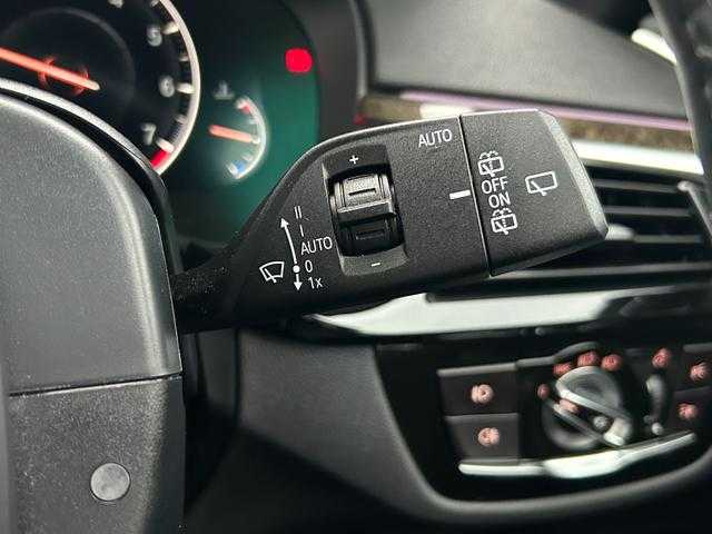 ＢＭＷ ５３０ｉ ツーリング Mスポーツ 埼玉県 2020(令2)年 3.6万km 黒 黒革シート/ＡＣＣ/純正HDDナビ/全周囲カメラ/ＨＵＤ/ＢＳＭ/全席シートヒーター/アンビエントライト/インテリジェントセーフティ/ミラーＥＴＣ/前後ドライブレコーダー/純正１９インチアルミホイール