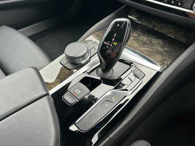 ＢＭＷ ５３０ｉ ツーリング Mスポーツ 埼玉県 2020(令2)年 3.6万km 黒 黒革シート/ＡＣＣ/純正HDDナビ/全周囲カメラ/ＨＵＤ/ＢＳＭ/全席シートヒーター/アンビエントライト/インテリジェントセーフティ/ミラーＥＴＣ/前後ドライブレコーダー/純正１９インチアルミホイール