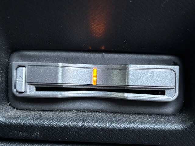 ホンダ ステップワゴン スパーダ Z クールスピリット 宮城県 2012(平24)年 18.9万km プレミアムスパークルブラックパール 登録時走行距離188638km/純正SDナビ/フルセグTV/CD/FM/AM/SD/USB/レーダー探知機/ドライブレコーダー/バックカメラ/ETC/両側パワースライド/フォグランプ/ドアバイザー