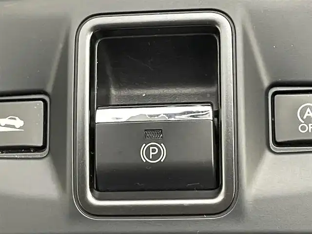 スバル レヴォーグ 1．6GT アイサイト 道央・札幌 2014(平26)年 8.4万km アイスシルバーメタリック ・４WD/・ディーラーオプションSDナビゲーション（CN-R300D）/　CD/DVD/SD/iPod/ワンセグ/・ビルトインETC/・バックカメラ/・前後ドライブレコーダー（KZR-S100W）/・アイサイト/・レーダークルーズコントロール/・横滑り防止装置/・レーンキープアシスト/・前席パワーシート/・SI-DRIVE/・オートビークルホールド/・LEDヘッドライト/・フロントフォグランプ/・オートライト/・スマートキー/・プッシュスタート/・スペアキー１本/・純正フロアマット/・純正AW17インチ/・取説あり/・電動格納ウィンカーミラー/・ドアバイザー