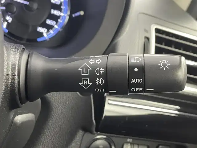 スバル レヴォーグ 1．6GT アイサイト 道央・札幌 2014(平26)年 8.4万km アイスシルバーメタリック ・４WD/・ディーラーオプションSDナビゲーション（CN-R300D）/　CD/DVD/SD/iPod/ワンセグ/・ビルトインETC/・バックカメラ/・前後ドライブレコーダー（KZR-S100W）/・アイサイト/・レーダークルーズコントロール/・横滑り防止装置/・レーンキープアシスト/・前席パワーシート/・SI-DRIVE/・オートビークルホールド/・LEDヘッドライト/・フロントフォグランプ/・オートライト/・スマートキー/・プッシュスタート/・スペアキー１本/・純正フロアマット/・純正AW17インチ/・取説あり/・電動格納ウィンカーミラー/・ドアバイザー