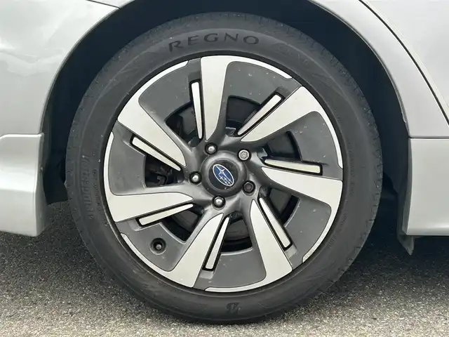 スバル レヴォーグ 1．6GT アイサイト 山形県 2014(平26)年 8.4万km アイスシルバーメタリック 4WD/純正SDナビゲーション（CN-R300D）/　CD/DVD/SD/iPod/ワンセグ/バックカメラ/前後ドライブレコーダー（KZR-S100W）/アイサイト/レーダークルーズコントロール/横滑り防止装置/レーンキープアシスト/前席パワーシート/SI-DRIVE/LEDヘッドライト/フロントフォグランプ/オートライト/スマートキー/プッシュスタート/純正フロアマット/純正AW17インチ/取説