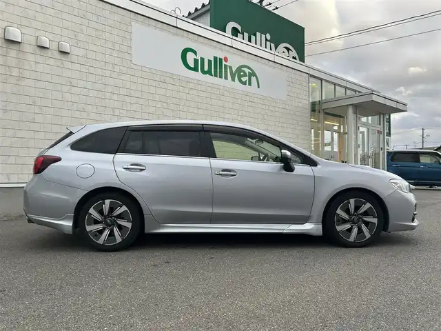 スバル レヴォーグ 1．6GT アイサイト 山形県 2014(平26)年 8.4万km アイスシルバーメタリック 4WD/純正SDナビゲーション（CN-R300D）/　CD/DVD/SD/iPod/ワンセグ/バックカメラ/前後ドライブレコーダー（KZR-S100W）/アイサイト/レーダークルーズコントロール/横滑り防止装置/レーンキープアシスト/前席パワーシート/SI-DRIVE/LEDヘッドライト/フロントフォグランプ/オートライト/スマートキー/プッシュスタート/純正フロアマット/純正AW17インチ/取説