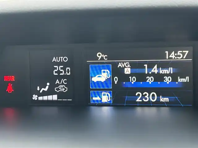 スバル レヴォーグ 1．6GT アイサイト 山形県 2014(平26)年 8.4万km アイスシルバーメタリック 4WD/純正SDナビゲーション（CN-R300D）/　CD/DVD/SD/iPod/ワンセグ/バックカメラ/前後ドライブレコーダー（KZR-S100W）/アイサイト/レーダークルーズコントロール/横滑り防止装置/レーンキープアシスト/前席パワーシート/SI-DRIVE/LEDヘッドライト/フロントフォグランプ/オートライト/スマートキー/プッシュスタート/純正フロアマット/純正AW17インチ/取説