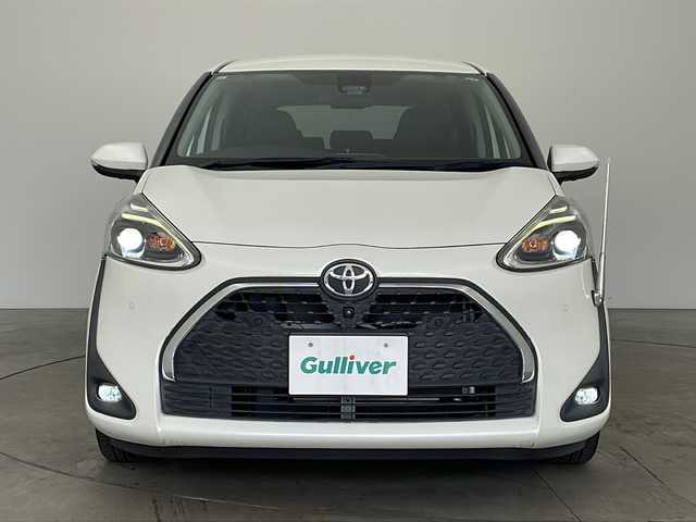 トヨタ シエンタ G クエロ 兵庫県 2019(令1)年 1.4万km ホワイトパールクリスタルシャイン ・ワンオーナー/・純正9インチナビ&TV&CD&DVD&SD&BT/・ビルトインETC/・両側パワースライドドア/・ハーフレザーシート/・全方位カメラ/・アイドリングストップ/・トヨタセーフティセンス/・レーンキープアシスト/・プリクラッシュセーフティ/・横滑り防止装置/・クリアランスソナー/・リアシートリマインダー/・LEDライト/・オートライト/・電動格納ミラー/・スマートキー/・スペアキー/・純正フロアマット/・純正ホイールキャップ/・取扱説明書