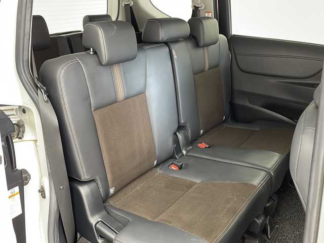 トヨタ シエンタ G クエロ 兵庫県 2019(令1)年 1.4万km ホワイトパールクリスタルシャイン ・ワンオーナー/・純正9インチナビ&TV&CD&DVD&SD&BT/・ビルトインETC/・両側パワースライドドア/・ハーフレザーシート/・全方位カメラ/・アイドリングストップ/・トヨタセーフティセンス/・レーンキープアシスト/・プリクラッシュセーフティ/・横滑り防止装置/・クリアランスソナー/・リアシートリマインダー/・LEDライト/・オートライト/・電動格納ミラー/・スマートキー/・スペアキー/・純正フロアマット/・純正ホイールキャップ/・取扱説明書