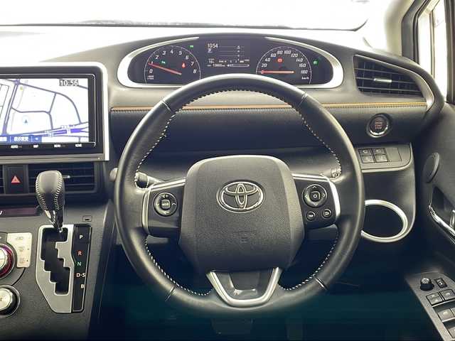 トヨタ シエンタ G クエロ 兵庫県 2019(令1)年 1.4万km ホワイトパールクリスタルシャイン ・ワンオーナー/・純正9インチナビ&TV&CD&DVD&SD&BT/・ビルトインETC/・両側パワースライドドア/・ハーフレザーシート/・全方位カメラ/・アイドリングストップ/・トヨタセーフティセンス/・レーンキープアシスト/・プリクラッシュセーフティ/・横滑り防止装置/・クリアランスソナー/・リアシートリマインダー/・LEDライト/・オートライト/・電動格納ミラー/・スマートキー/・スペアキー/・純正フロアマット/・純正ホイールキャップ/・取扱説明書