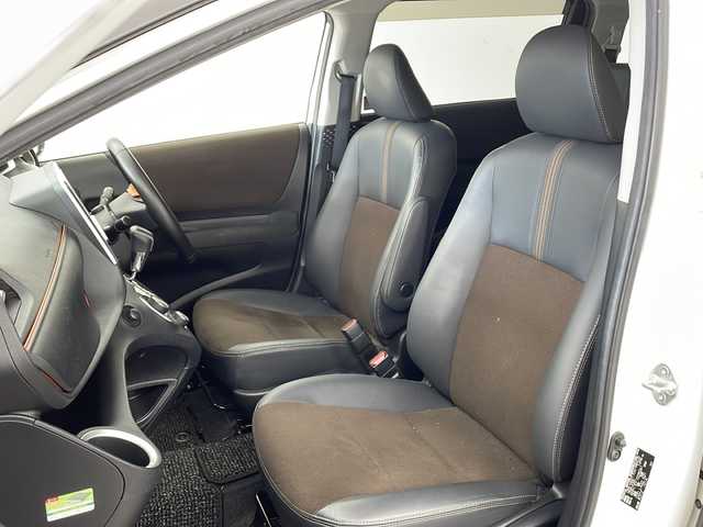 トヨタ シエンタ G クエロ 兵庫県 2019(令1)年 1.4万km ホワイトパールクリスタルシャイン ・ワンオーナー/・純正9インチナビ&TV&CD&DVD&SD&BT/・ビルトインETC/・両側パワースライドドア/・ハーフレザーシート/・全方位カメラ/・アイドリングストップ/・トヨタセーフティセンス/・レーンキープアシスト/・プリクラッシュセーフティ/・横滑り防止装置/・クリアランスソナー/・リアシートリマインダー/・LEDライト/・オートライト/・電動格納ミラー/・スマートキー/・スペアキー/・純正フロアマット/・純正ホイールキャップ/・取扱説明書