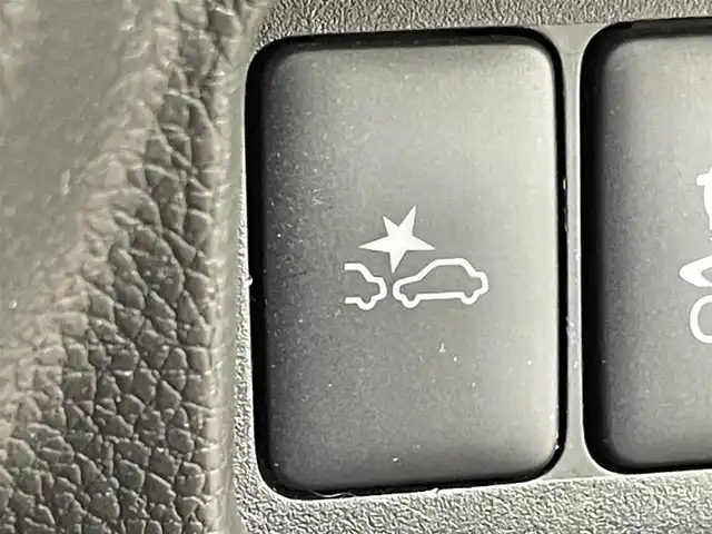 日産 デイズ ルークス ハイウェイスターX 群馬県 2015(平27)年 3.8万km スパークリングレッド/ブラック 純正７インチナビ　アラウンドビューモニター　片側パワースライドドア　ＨＩＤライト　ベンチシート　純正１４インチアルミホイール　ドライブレコーダー　アイドリングストップ　スマートキー　フロアマット　禁煙