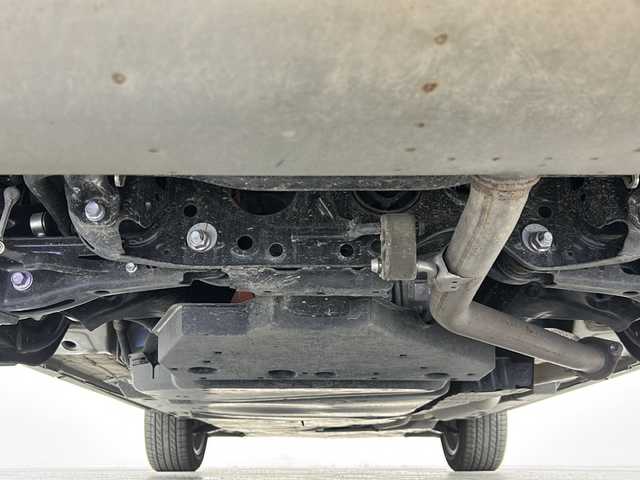 トヨタ ＲＡＶ４ ハイブリッド アドベンチャー 宮城県 2025(令7)年 1.8万km アッシュグレーメタリック/アーバンカーキ 禁煙車/サンルーフ/４ＷＤ/寒冷地仕様/・リアフォグランプ・タイマー付ウインドシールドデアイサー/Toyota Safety Sense	/・プリクラッシュセーフティ/・レーントレーシングアシスト		/・レーダークルーズコントロール/・オートマチックハイビーム/ブラインドスポットモニター（ＢＳＭ）/パワーシート/シートメモリー/シートヒーター/ベンチレーション/レザーシート/純正ディスプレイオーディオ/・BT.USB.MiraCast/フルセグ/バックカメラ/ビルトインETC2.0/LEDヘッドライト/フォグランプ/革巻きステアリング/ステアリングスイッチ/純正フロアマッド/プッシュスタート/横滑り防止機能