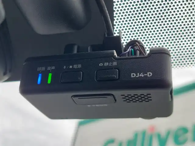 日産 ノート e－パワー X 東京都 2017(平29)年 7.1万km ブリリアントホワイトパール エマージェンシーブレーキ/レーンキープアシスト/純正SDナビ（MM317D-W）/CD/DVD/BT/AM/FM/TV/LEDヘッドライト/純正ドライブレコーダー/ETC/16インチアルミホイール/アイドリングストップ/横滑り防止装置