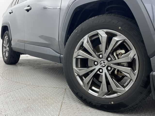 トヨタ ＲＡＶ４ G 新潟県 2022(令4)年 1.7万km グレーメタリック ４WD/プッシュスタート/スマートキー/スペアキー1本/クルーズコントロール　追従あり/ディスプレイオーディオ/BT/フルセグ/ETC/全方位カメラ/パワーシート　D席/シートヒーター　D席/N席/エアーシート　D席/N席/コーナーセンサー/トヨタセーフティセンス/デジタルインナーミラー/ハンドルヒーター