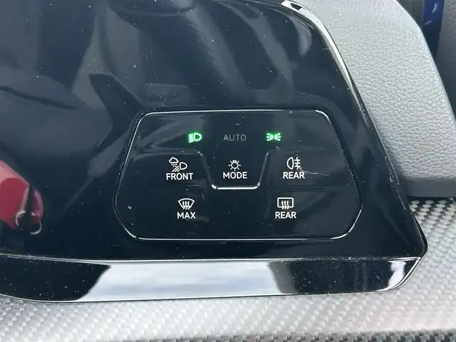 フォルクスワーゲン ＶＷ ゴルフ Ｒ 20イヤーズ 福島県 2023(令5)年 1.6万km ラピスブルーメタリック 20周年限定モデル/純正ナビゲーション/【フルセグTV/FM・AM/BT】/Travel Assist/クルーズコントロール、レーンキープアシスト/レーンチェンジアシスト/プリクラッシュブレーキシステム/ダイナミックライトアシスト/シートヒーター/エアシート/ステアリンヒーター/スマートフォンワイヤレスチャージング/パドルシフト/タイプC充電/純正ドライブレコーダー/LEDオートライト/パワーシート/パドルシフト/専用リアスポイラー/プッシュスタート/スマートキー