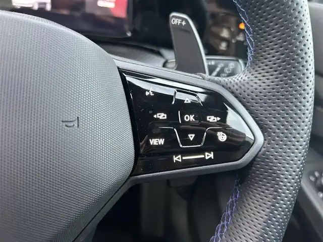 フォルクスワーゲン ＶＷ ゴルフ Ｒ 20イヤーズ 福島県 2023(令5)年 1.6万km ラピスブルーメタリック 20周年限定モデル/純正ナビゲーション/【フルセグTV/FM・AM/BT】/Travel Assist/クルーズコントロール、レーンキープアシスト/レーンチェンジアシスト/プリクラッシュブレーキシステム/ダイナミックライトアシスト/シートヒーター/エアシート/ステアリンヒーター/スマートフォンワイヤレスチャージング/パドルシフト/タイプC充電/純正ドライブレコーダー/LEDオートライト/パワーシート/パドルシフト/専用リアスポイラー/プッシュスタート/スマートキー