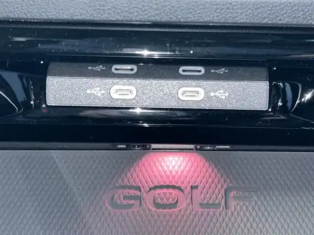 フォルクスワーゲン ＶＷ ゴルフ Ｒ 20イヤーズ 福島県 2023(令5)年 1.6万km ラピスブルーメタリック 20周年限定モデル/純正ナビゲーション/【フルセグTV/FM・AM/BT】/Travel Assist/クルーズコントロール、レーンキープアシスト/レーンチェンジアシスト/プリクラッシュブレーキシステム/ダイナミックライトアシスト/シートヒーター/エアシート/ステアリンヒーター/スマートフォンワイヤレスチャージング/パドルシフト/タイプC充電/純正ドライブレコーダー/LEDオートライト/パワーシート/パドルシフト/専用リアスポイラー/プッシュスタート/スマートキー