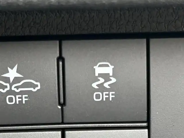 ダイハツ ムーヴ キャンバス セオリー G 岡山県 2022(令4)年 1.7万km サンドベージュメタリック 登録時走行距離16795km/社外ナビ/フルセグTV(AM/FM/CD/DVD/Bluetooth)/パノラマモニター/両側パワースライドドア/衝突回避支援ブレーキ機能/横滑り防止装置/コーナーセンサー/アイドリングストップ/電動パーキングブレーキ/オートブレーキホールド機能/オートライト/D/N席シートヒーター/プッシュスタート/スマートキー×2/純正フロアマット