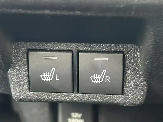 ダイハツ ムーヴ キャンバス セオリー G 岡山県 2022(令4)年 1.7万km サンドベージュメタリック 登録時走行距離16795km/社外ナビ/フルセグTV(AM/FM/CD/DVD/Bluetooth)/パノラマモニター/両側パワースライドドア/衝突回避支援ブレーキ機能/横滑り防止装置/コーナーセンサー/アイドリングストップ/電動パーキングブレーキ/オートブレーキホールド機能/オートライト/D/N席シートヒーター/プッシュスタート/スマートキー×2/純正フロアマット