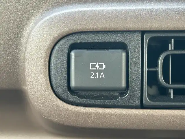 ダイハツ ムーヴ キャンバス セオリー G 岡山県 2022(令4)年 1.7万km サンドベージュメタリック 登録時走行距離16795km/社外ナビ/フルセグTV(AM/FM/CD/DVD/Bluetooth)/パノラマモニター/両側パワースライドドア/衝突回避支援ブレーキ機能/横滑り防止装置/コーナーセンサー/アイドリングストップ/電動パーキングブレーキ/オートブレーキホールド機能/オートライト/D/N席シートヒーター/プッシュスタート/スマートキー×2/純正フロアマット