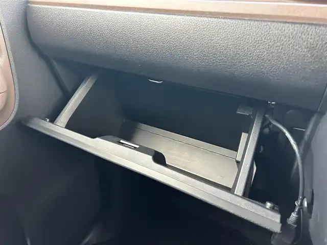 ダイハツ ムーヴ キャンバス セオリー G 岡山県 2022(令4)年 1.7万km サンドベージュメタリック 登録時走行距離16795km/社外ナビ/フルセグTV(AM/FM/CD/DVD/Bluetooth)/パノラマモニター/両側パワースライドドア/衝突回避支援ブレーキ機能/横滑り防止装置/コーナーセンサー/アイドリングストップ/電動パーキングブレーキ/オートブレーキホールド機能/オートライト/D/N席シートヒーター/プッシュスタート/スマートキー×2/純正フロアマット