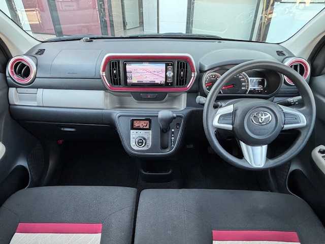 トヨタ パッソ モーダ　S 宮城県 2018(平30)年 6.7万km ファイアークォーツレッドM 登録時走行距離66129km/SDナビ/フルセグ/Bluetooth/CD/DVD/FM/AM/アイドリングストップ/横滑り防止/ETC/オートライト/プッシュスタート/スマートキー/LEDライト/純正アルミホイール/ドアバイザー/コーナーセンサー/純正フロアマット