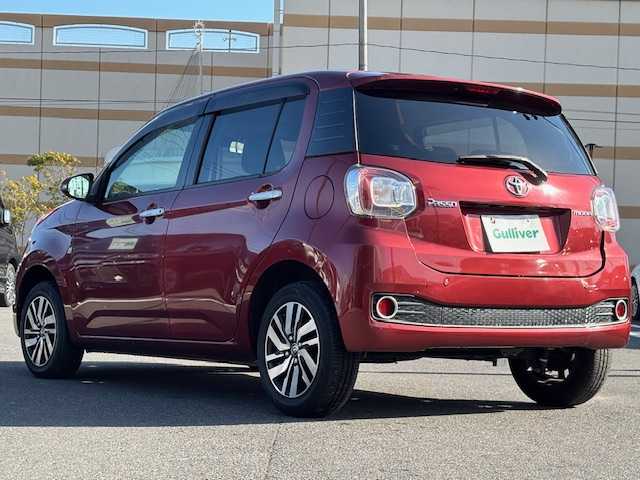 トヨタ パッソ モーダ　S 宮城県 2018(平30)年 6.7万km ファイアークォーツレッドM 登録時走行距離66129km/SDナビ/フルセグ/Bluetooth/CD/DVD/FM/AM/アイドリングストップ/横滑り防止/ETC/オートライト/プッシュスタート/スマートキー/LEDライト/純正アルミホイール/ドアバイザー/コーナーセンサー/純正フロアマット