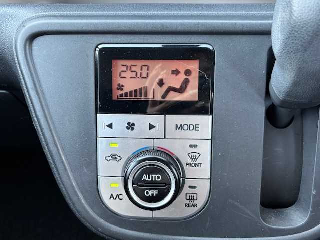 トヨタ パッソ モーダ　S 宮城県 2018(平30)年 6.7万km ファイアークォーツレッドM 登録時走行距離66129km/SDナビ/フルセグ/Bluetooth/CD/DVD/FM/AM/アイドリングストップ/横滑り防止/ETC/オートライト/プッシュスタート/スマートキー/LEDライト/純正アルミホイール/ドアバイザー/コーナーセンサー/純正フロアマット