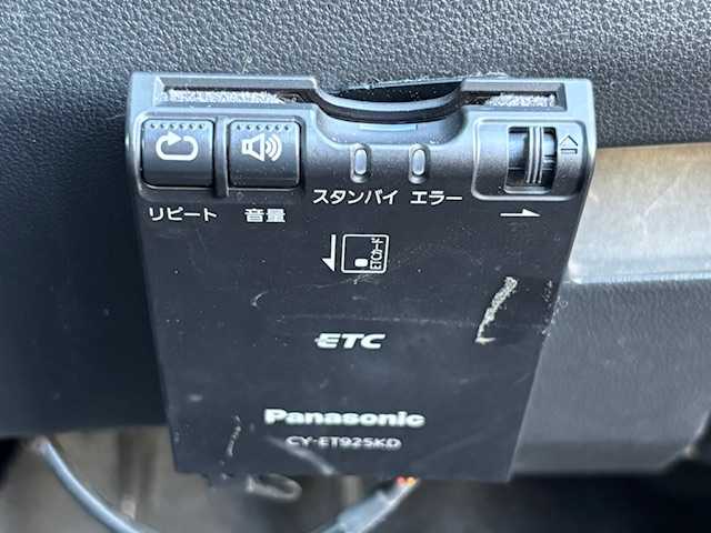 トヨタ パッソ モーダ　S 宮城県 2018(平30)年 6.7万km ファイアークォーツレッドM 登録時走行距離66129km/SDナビ/フルセグ/Bluetooth/CD/DVD/FM/AM/アイドリングストップ/横滑り防止/ETC/オートライト/プッシュスタート/スマートキー/LEDライト/純正アルミホイール/ドアバイザー/コーナーセンサー/純正フロアマット