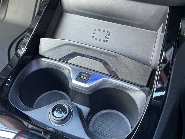 ＢＭＷ ＢＭＷ １１８ｉ Mスポーツ 青森県 2023(令5)年 0.9万km アルピンホワイトⅢ 純正10.25インチワイドディスプレイHDDナビ/Bluetooth・Applecarplay・USB/バックカメラ/合皮コンビシート/前席パワーシート/パワーバックドア/ドライビングアシスト/衝突軽減ブレーキ/追従クルーズコントロール/レーンディパーチャーウォーニング/パーキングアシスト/前後パークディスタンスコントロール/ワイヤレスチャージング/ルームミラー型ETC2.0/LEDヘッドライト/LEDフォグランプ/純正18インチアルミホイール