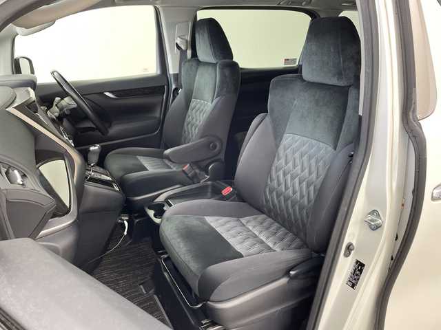 トヨタ ヴェルファイア Z 兵庫県 2018(平30)年 6.5万km ホワイトパールクリスタルシャイン ・サンルーフ/・トヨタセーフティーセンス/・プリクラッシュセーフティ/・レーントレーシングアシスト/・レーダークルーズコントロール/・オートハイビーム/・パーキングサポートブレーキ/・クリアランスソナー/・先行車発進告知/・アルパイン製11インチナビ＆フルセグ＆BT＆DVD/・アルパイン製12.8型フリップダウンモニター/・バックカメラ/・両側パワースライドドア/・スマートキー/・プッシュスタート/・ビルトインETC/・社外前後ドライブレコーダー/・ステアリングスイッチ/・デジタルインナーミラー/・AC100V/・LEDヘッドライト/・フォグ/・オートライト