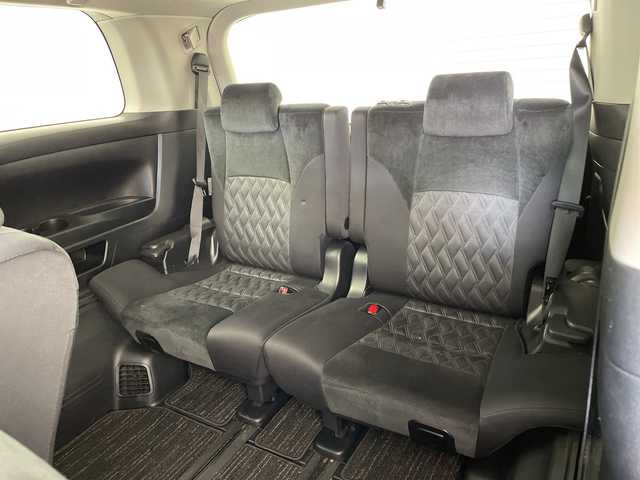 トヨタ ヴェルファイア Z 兵庫県 2018(平30)年 6.5万km ホワイトパールクリスタルシャイン ・サンルーフ/・トヨタセーフティーセンス/・プリクラッシュセーフティ/・レーントレーシングアシスト/・レーダークルーズコントロール/・オートハイビーム/・パーキングサポートブレーキ/・クリアランスソナー/・先行車発進告知/・アルパイン製11インチナビ＆フルセグ＆BT＆DVD/・アルパイン製12.8型フリップダウンモニター/・バックカメラ/・両側パワースライドドア/・スマートキー/・プッシュスタート/・ビルトインETC/・社外前後ドライブレコーダー/・ステアリングスイッチ/・デジタルインナーミラー/・AC100V/・LEDヘッドライト/・フォグ/・オートライト