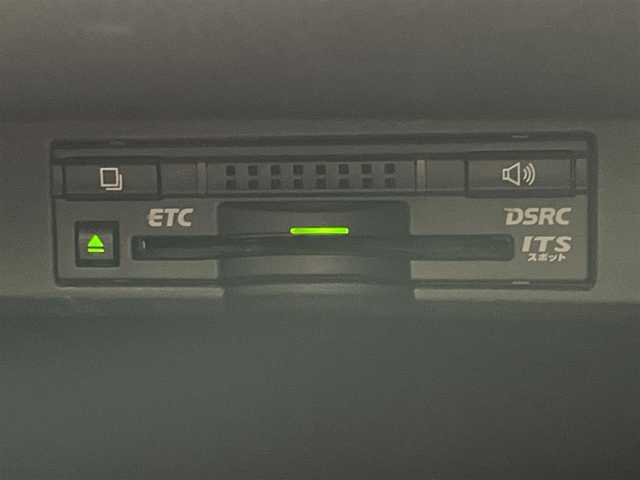 レクサス ＮＸ 300h Iパッケージ 愛知県 2015(平27)年 8.7万km グラファイトブラックガラスフレーク 純正ナビ　フルセグＴＶ　Ｂｌｕｅｔｏｏｔｈ　赤ｘ黒合皮コンビシート　全方位カメラ　シートヒーター　ステアリングヒーター　電動リアゲート　衝突軽減　追従クルコン　ＢＳＭ　コーナーセンサー　三眼ＬＥＤヘッドライト　オートライト　フォグランプ　禁煙車
