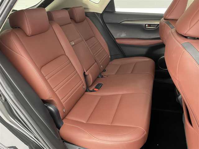 レクサス ＮＸ 300h Iパッケージ 愛知県 2015(平27)年 8.7万km グラファイトブラックガラスフレーク 純正ナビ　フルセグＴＶ　Ｂｌｕｅｔｏｏｔｈ　赤ｘ黒合皮コンビシート　全方位カメラ　シートヒーター　ステアリングヒーター　電動リアゲート　衝突軽減　追従クルコン　ＢＳＭ　コーナーセンサー　三眼ＬＥＤヘッドライト　オートライト　フォグランプ　禁煙車