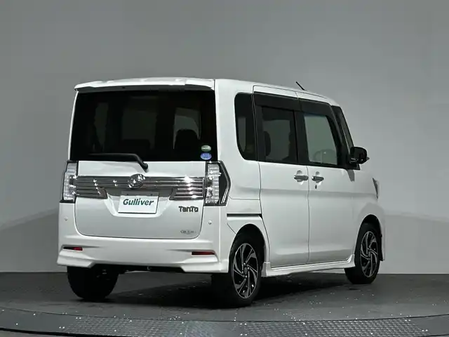 ダイハツ タント カスタム RS トップED SA Ⅲ 愛媛県 2019(令1)年 4.5万km パールホワイトⅢ ワンオーナー/ターボ/純正ナビ(NSZP-W69D)/(フルセグ/CD/DVD/BT)/全方位カメラ/両側パワースライドドア/スマートアシストIII/・衝突被害軽減ブレーキ/・車線逸脱警報/・誤発進抑制機能/・先行車発進告知/・対人/対車衝突警報機能/・オートマチックハイビーム/アイドリングストップ/D席シートヒーター/純正15インチアルミホイール/純正フロアマット/ドアバイザー/ステアリングリモコン/プッシュスタート/スマートキー×2/保証書/取扱説明書