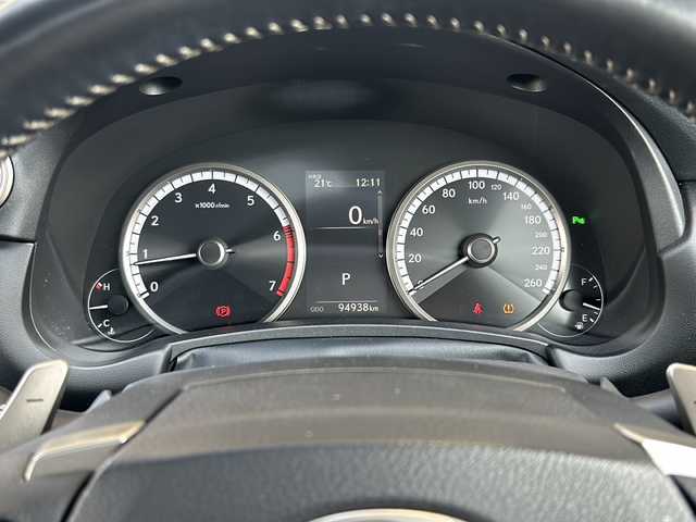 レクサス ＮＸ 300 Fスポーツ 静岡県 2019(令1)年 9.5万km ホワイトノーヴァガラスフレーク 【主要装備】/純正ナビ　/ＥＴＣ　/バックカメラ　/サンルーフ　/Ｂｌｕｅｔｏｏｔｈ　/ＬＥＤオートライト　/電動リアゲート　/置くだけ充電　/ドラレコ　/革シート　/シートヒーター　/エアシート　/フロアマット　/レーダークルーズコントロール/レーンキープアシスト/前後コーナーセンサー